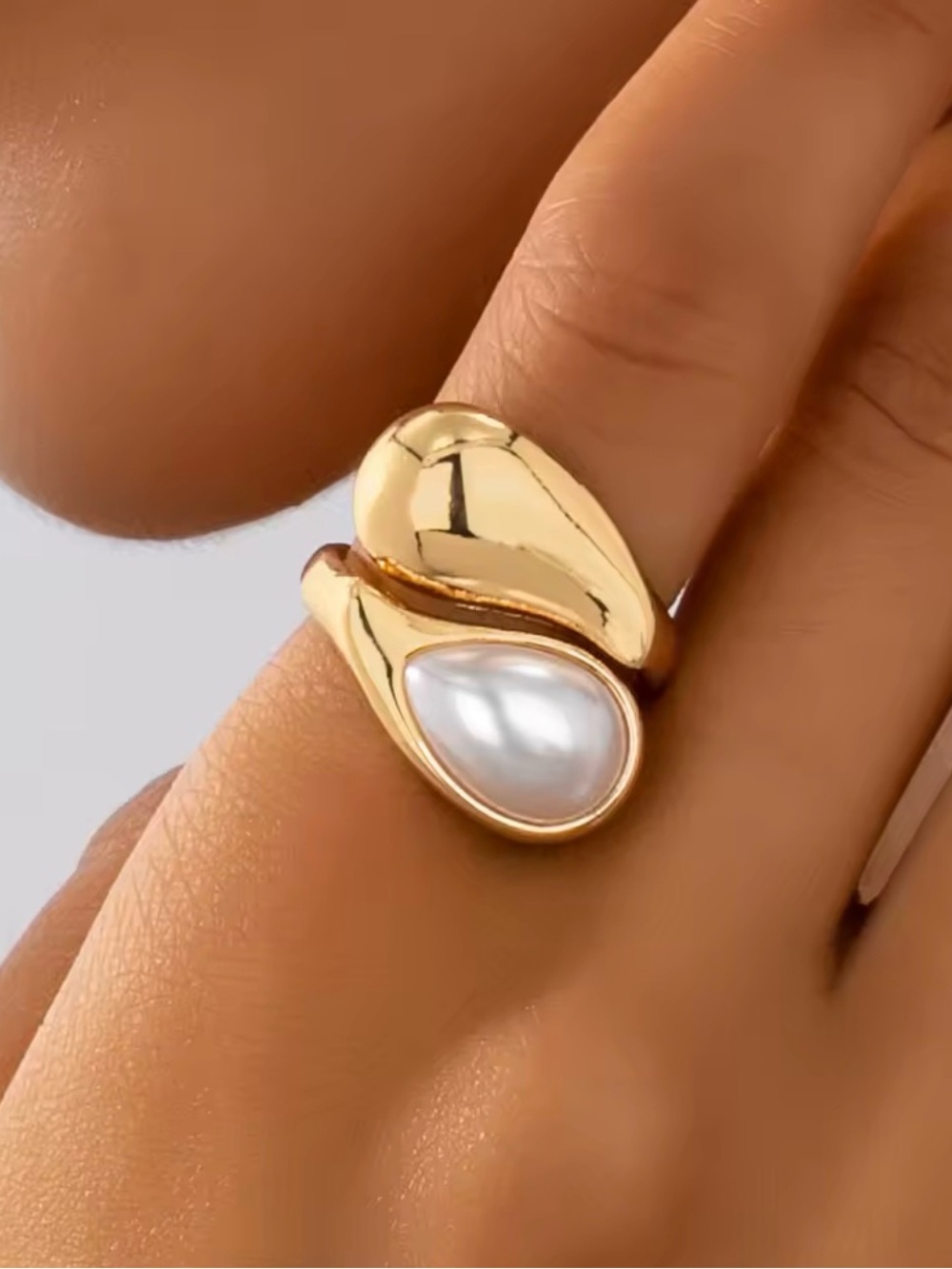 Hypoallergenic Waterproof Gold Pearl Statement Ring